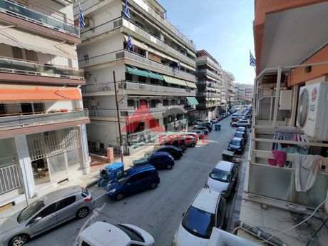 Διαμέρισμα 61τ.μ. για πώληση-Μαρτίου