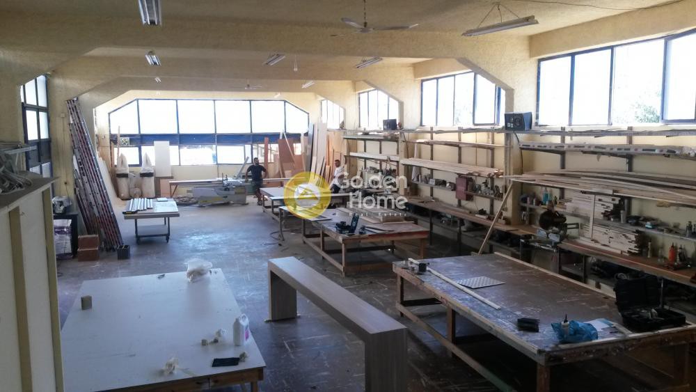 Κτίριο 660 τ.μ. προς πώληση, Καρελλάς
