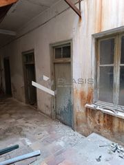 Κτίριο 215 τ.μ. για πώληση, Πειραιάς, Λιμάνι-thumb-2