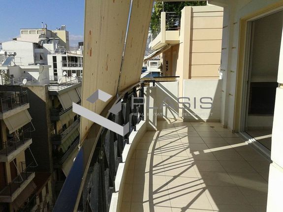 Διαμέρισμα 68 τ.μ. για πώληση, Πειραιάς, Καμίνια