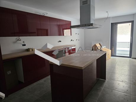 Διαμέρισμα 113τ.μ. για πώληση-Φρεαττύδα