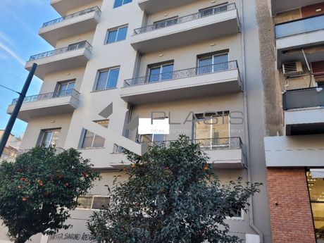 Επιχειρηματικό κτίριο 1.500τ.μ. για ενοικίαση-Φρεαττύδα
