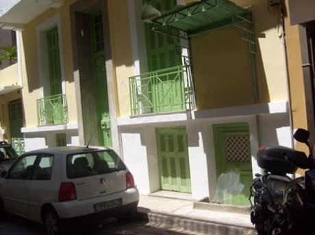 Επιχειρηματικό κτίριο 270 τ.μ. για πώληση