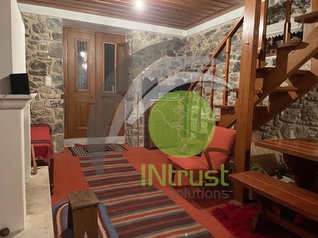 Detached home 198 sqm for sale