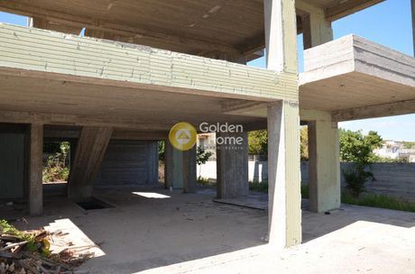 Μονοκατοικία 410τ.μ. για πώληση-Μαρκόπουλο » Πόρτο ράφτη