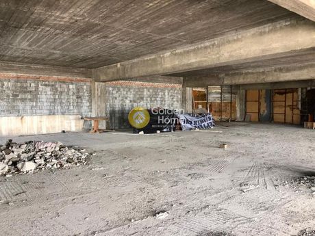 Γραφείο 820τ.μ. για ενοικίαση-Παλαιά κοκκινιά