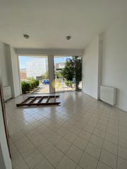 Κατάστημα 57 τ.μ. για πώληση, Εύβοια, Χαλκίδα-thumb-1