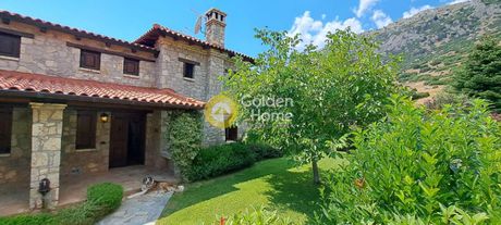 Maisonette 190sqm for sale-Arachova » Center