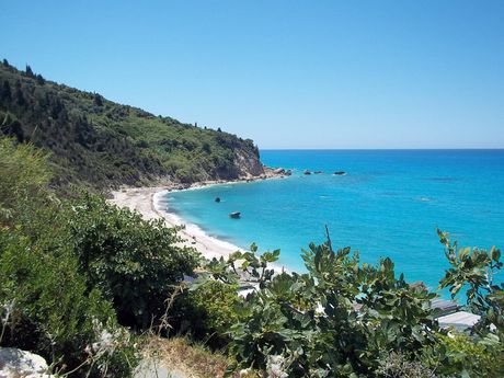 Αγροτεμάχια 4.600 τ.μ. για πώληση