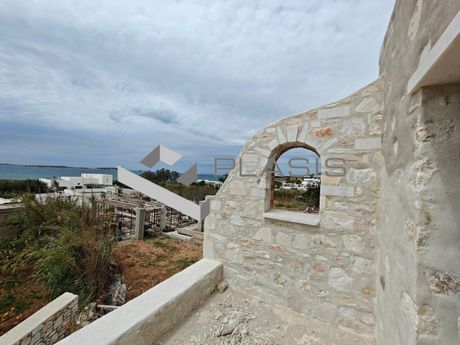 Μεζονέτα 155τ.μ. για πώληση-Πάρος