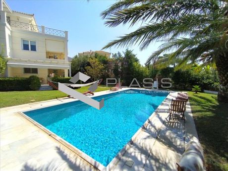 Μονοκατοικία 350τ.μ. για πώληση-Καλύβια θορικού