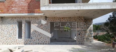 Μονοκατοικία 240 τ.μ. για πώληση