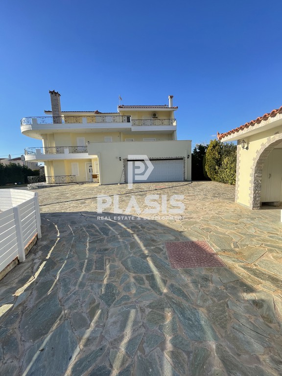 Βίλλα 500 τ.μ. πρός πώληση, Αττική - Υπόλοιπο, Καλύβια Θορικού