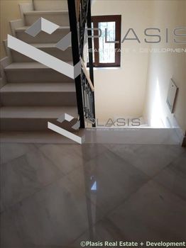 Μονοκατοικία 300τ.μ. για πώληση-Καλύβια θορικού