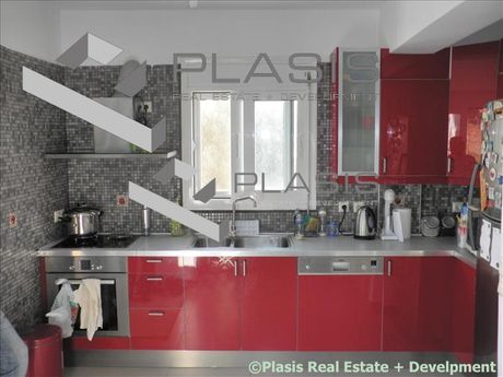 Μονοκατοικία 200τ.μ. για πώληση-Καλύβια θορικού