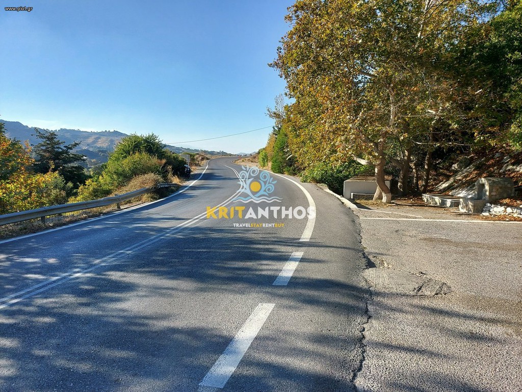 Αγροτεμάχια 3.500 τ.μ. πρός πώληση, Ν. Ρεθύμνου, Λάμπη