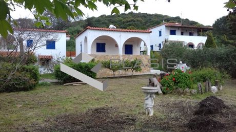 Συγκρότημα διαμερισμάτων 336τ.μ. για πώληση-Κάστρο κυλλήνης