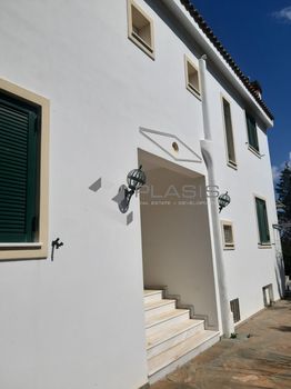 Μεζονέτα 250τ.μ. για πώληση-Κερατέα
