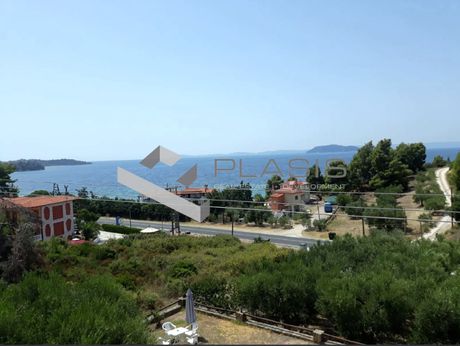 Συγκρότημα διαμερισμάτων 400τ.μ. για πώληση-Σιθωνία