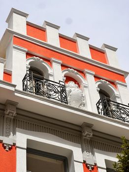 Κτίριο 430τ.μ. για ενοικίαση-Φρεαττύδα