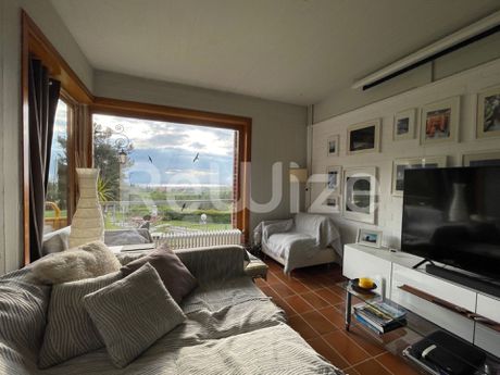 Maisonette 160sqm for rent-Pylea » Topografi