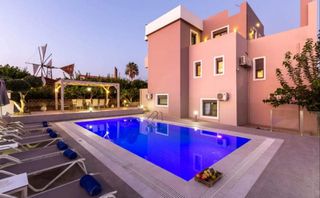 Villa 270 sqm for sale