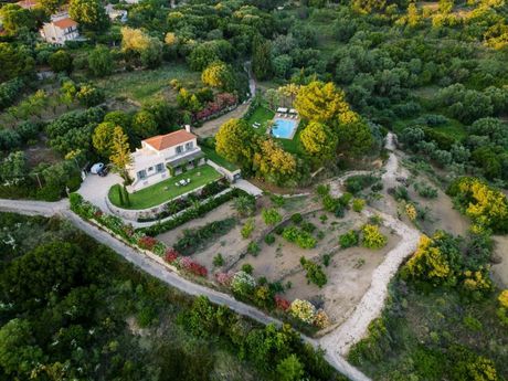 Villa 261 sqm for sale