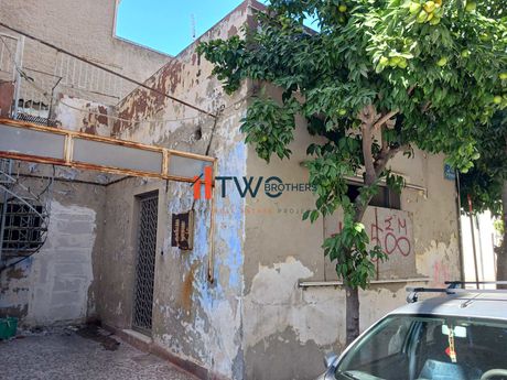 Land plot 61sqm for sale-Agia Varvara