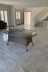 Μεζονέτα 400 τ.μ. για ενοικίαση