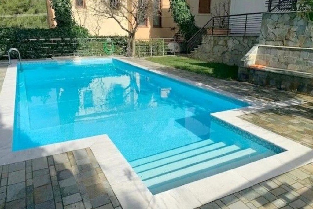 Μεζονέτα 390 τ.μ. πρός πώληση, Αθήνα - Βόρεια Προάστια, Διόνυσος