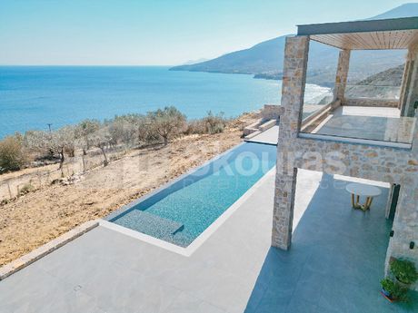 Detached home 150 sqm for sale