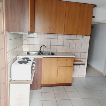 Studio 35sqm for rent-Karditsa » Center