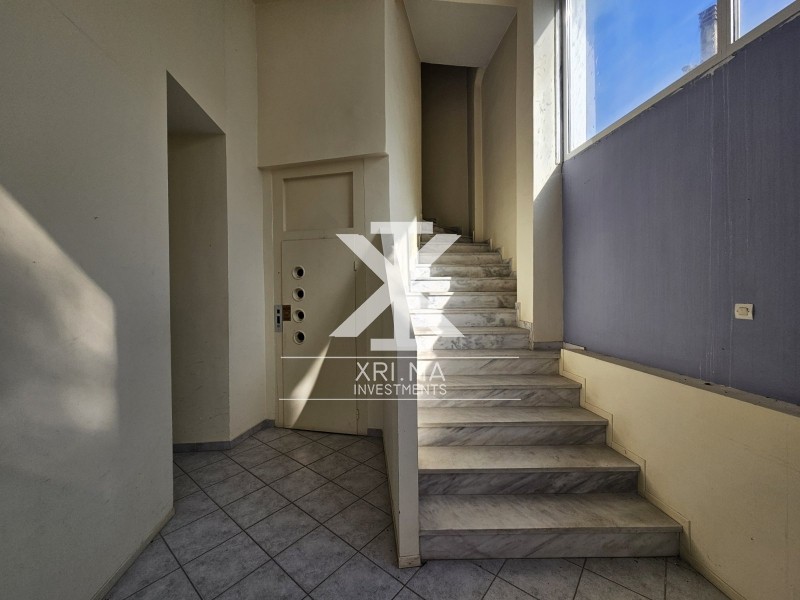 Επιχειρηματικό κτίριο 360 τ.μ. πρός πώληση, Θεσσαλονίκη - Περιφ/Κοί Δήμοι, Πεύκα