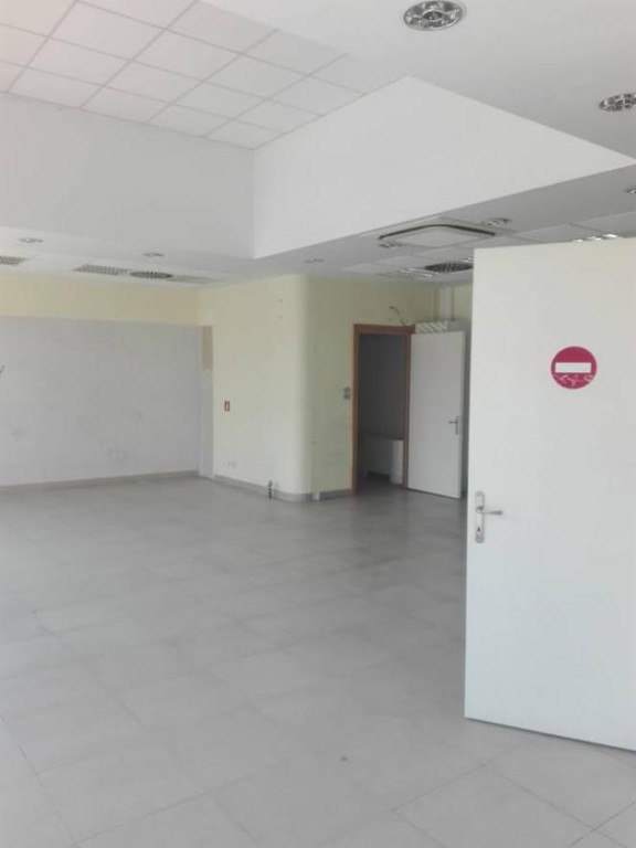 Κατάστημα 360 τ.μ. πρός ενοικίαση, Θεσσαλονίκη - Περιφ/Κοί Δήμοι, Εχέδωρος