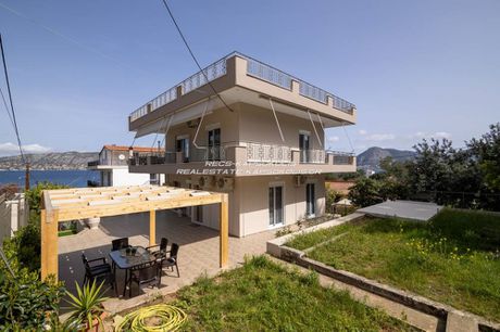 Apartment 60sqm for rent-Salamina