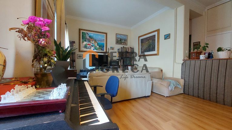 Detached home 220 sqm for sale, Piraeus, Freattida
