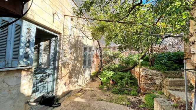 Detached home 95 sqm for sale, Athens - Center, Kipseli