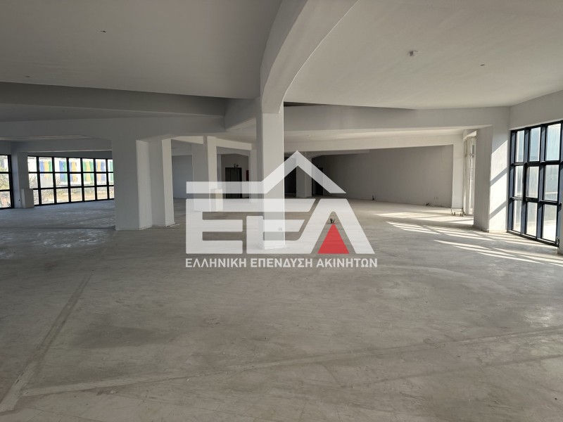 Επιχειρηματικό κτίριο 2.500 τ.μ. πρός ενοικίαση, Θεσσαλονίκη - Περιφ/Κοί Δήμοι, Θέρμη