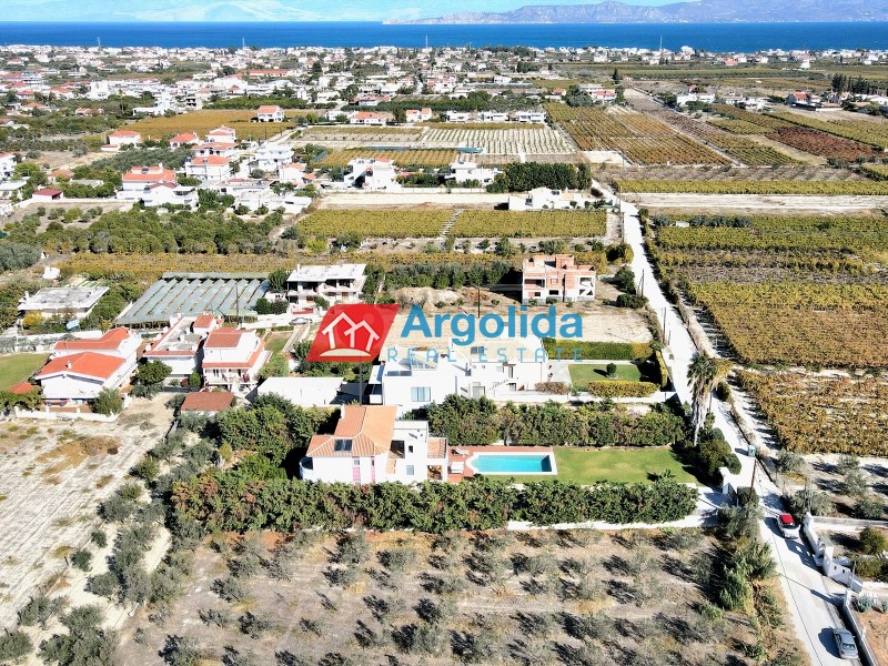 Βίλλα 440 τ.μ. πρός πώληση, Κορινθία, Άσσος-Λεχαίο