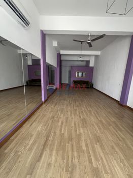 Store 70sqm for rent-Agia Paraskevi