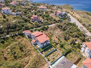 Μονοκατοικία 330 τ.μ. για πώληση