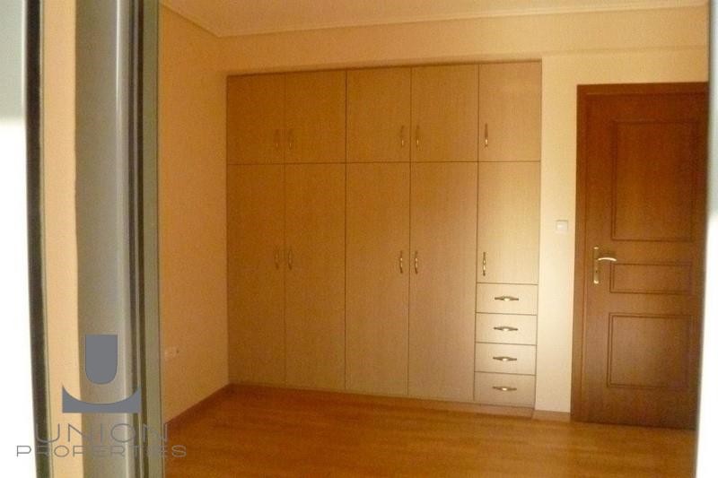 Μεζονέτα 280 τ.μ. πρός πώληση, Αττική - Υπόλοιπο, Καλύβια Θορικού