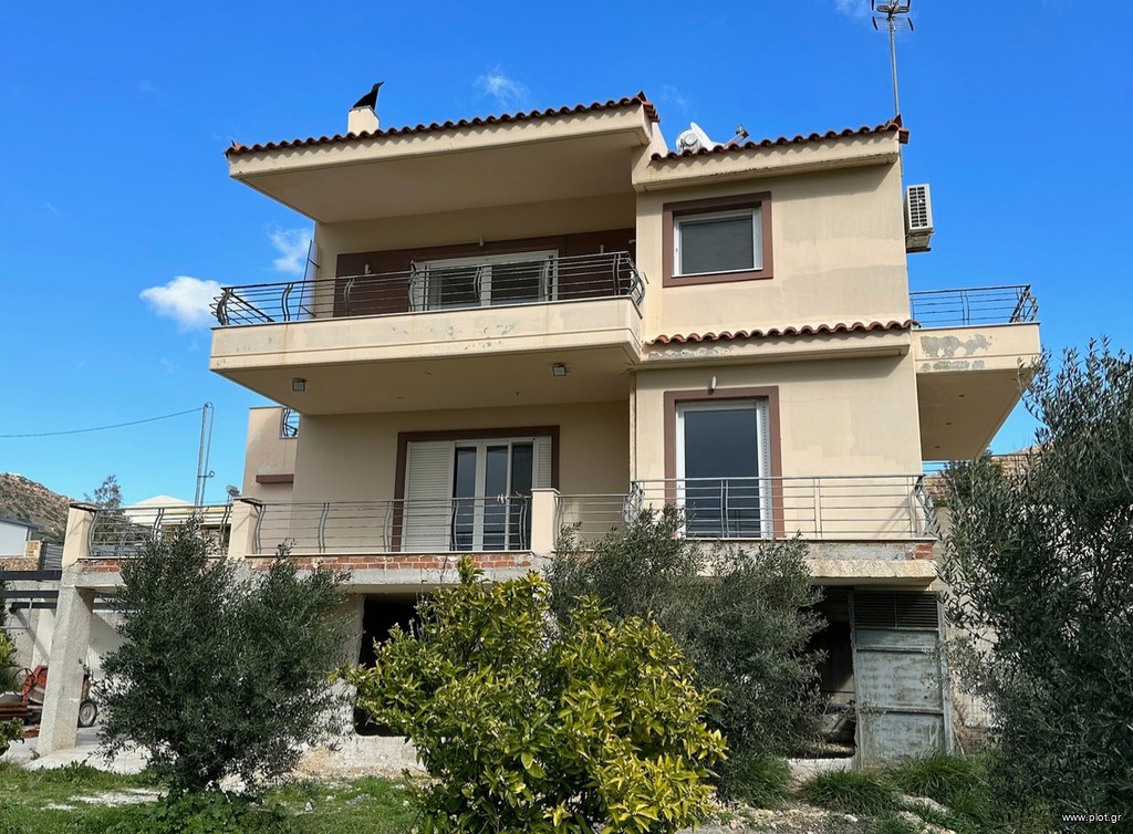 Μονοκατοικία 143 τ.μ. προς πώληση, Θυμάρι Παλαιάς Φώκαιας