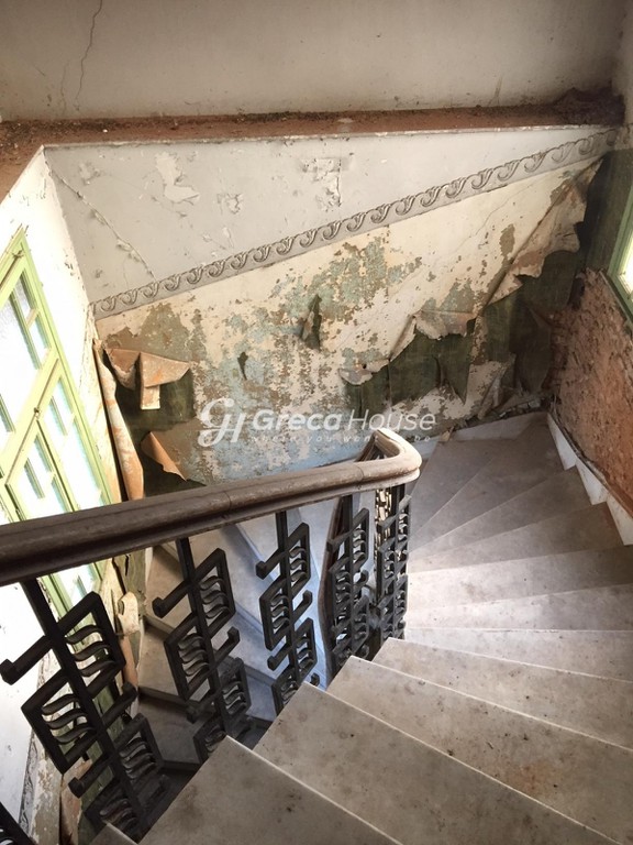Επιχειρηματικό κτίριο 836 τ.μ. πρός πώληση, Αθήνα - Κέντρο, Αττική
