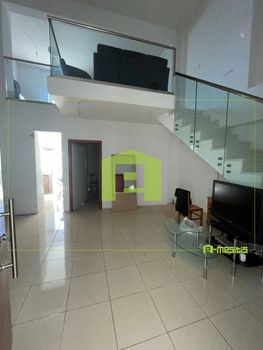 Business bulding 600 sqm for rent