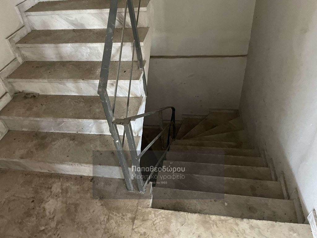 Επιχειρηματικό κτίριο 948 τ.μ. πρός ενοικίαση, Αχαΐα, Πάτρα