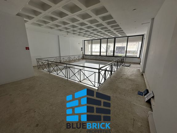 Business bulding 550 sqm for rent, Piraeus, Agia Sofia