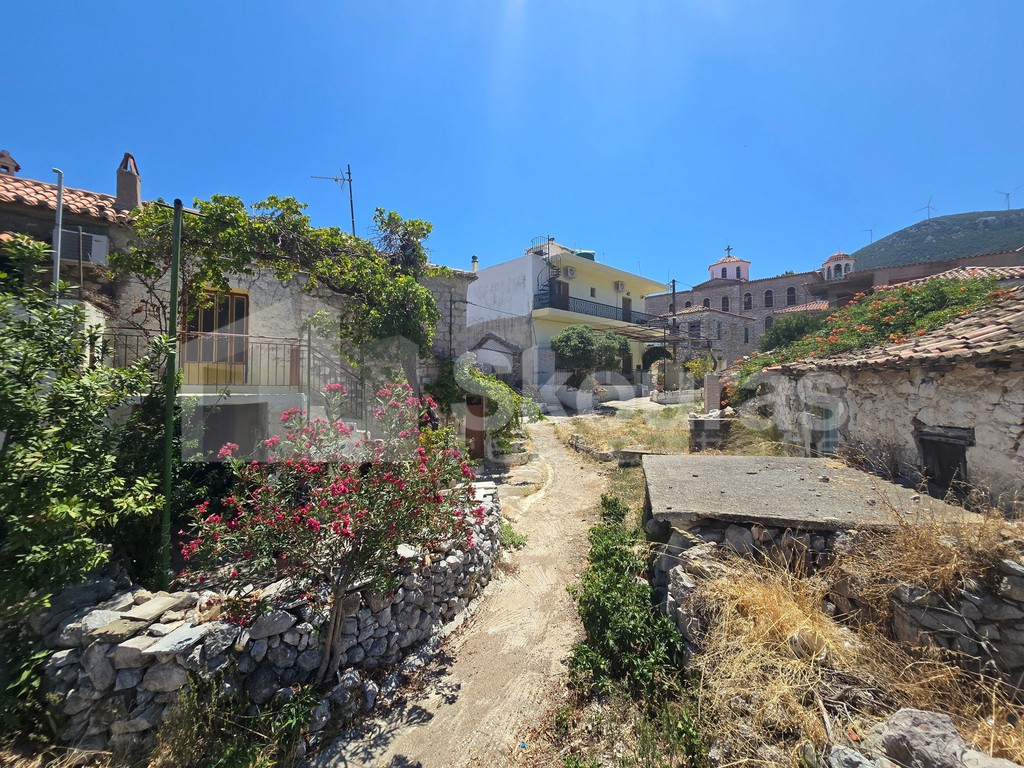 Μονοκατοικία 75 τ.μ. προς πώληση, Δρυόπη Τροιζήνας