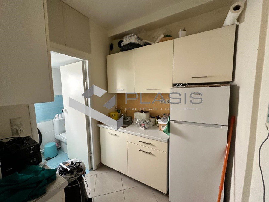 Γραφείο 65 τ.μ. πρός ενοικίαση, Αθήνα - Νότια Προάστια, Γλυφάδα