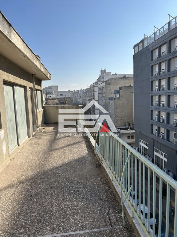 Επιχειρηματικό κτίριο 1.300 τ.μ. πρός ενοικίαση, Θεσσαλονίκη - Κέντρο, Βαρδάρης
